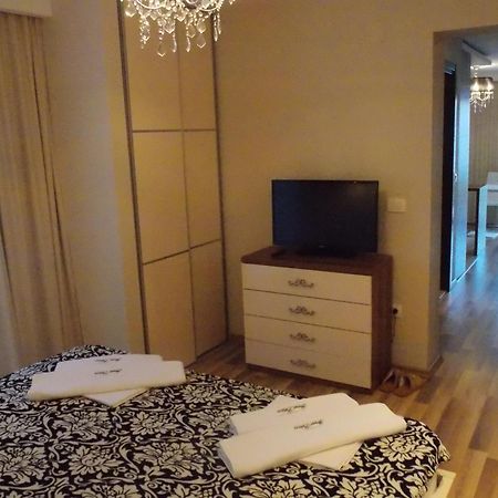Apartments And Rooms Grand Palazzo Budva Luaran gambar