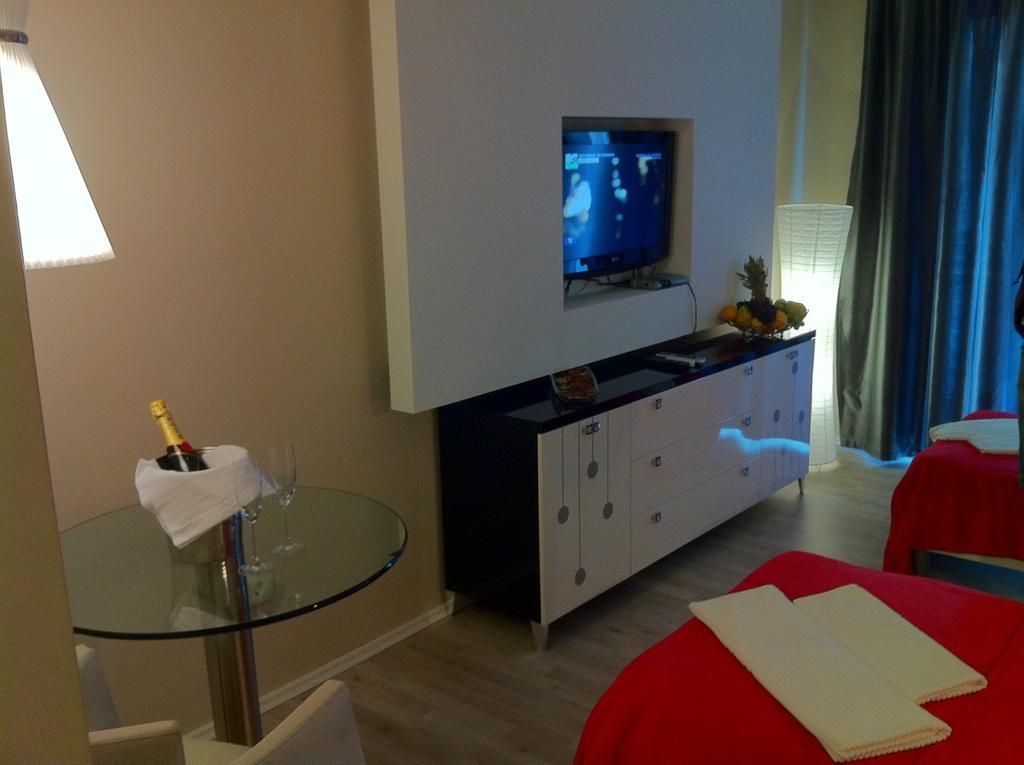 Apartments And Rooms Grand Palazzo Budva Bilik gambar