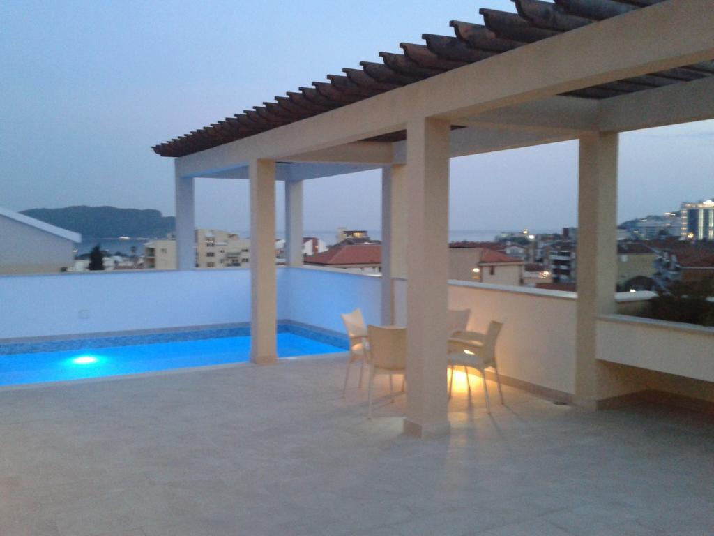 Apartments And Rooms Grand Palazzo Budva Luaran gambar