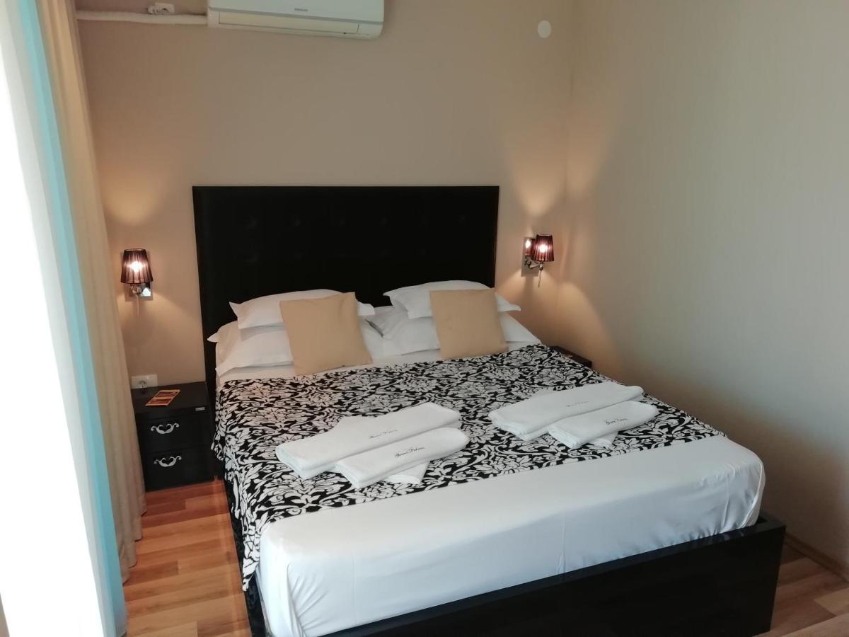 Apartments And Rooms Grand Palazzo Budva Luaran gambar