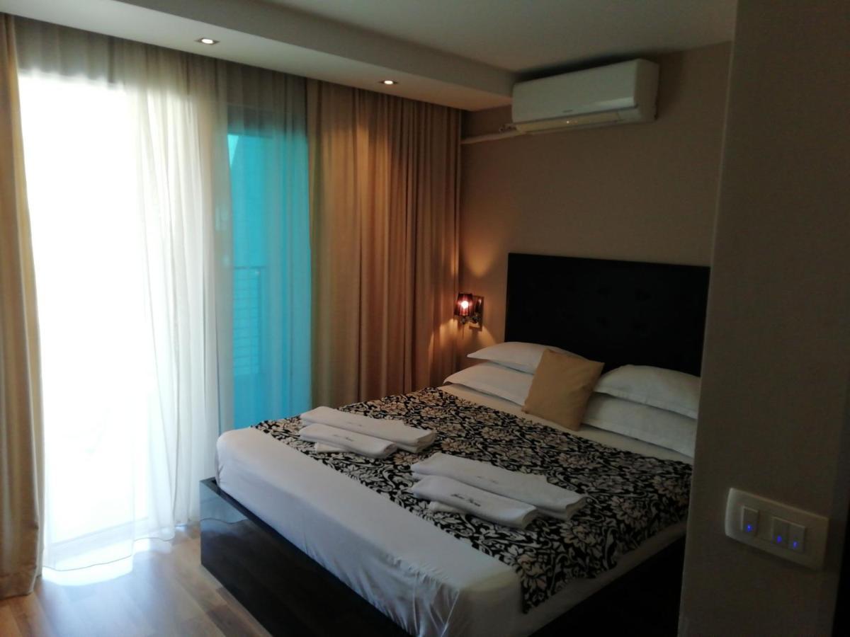 Apartments And Rooms Grand Palazzo Budva Luaran gambar